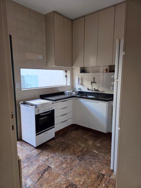 Imagem 11 da galeria do anúncio: Suite confortável em ambiente acolhedor