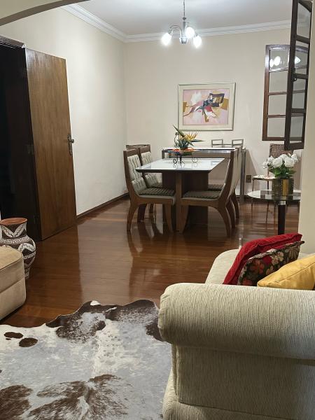 Imagem 7 da galeria do anúncio: Quarto individual para MOÇAS no bairro Renascença