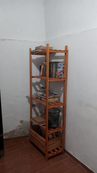 Imagem 3 da galeria do anúncio: Alugou quarto para lésbica solteira. Não tem cama inclua.
