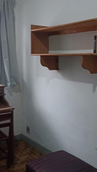 Imagem 2 da galeria do anúncio: Quarto mobiliado frente a PUC Coreu