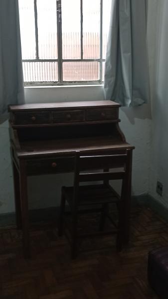 Imagem 4 da galeria do anúncio: Quarto mobiliado frente a PUC Coreu