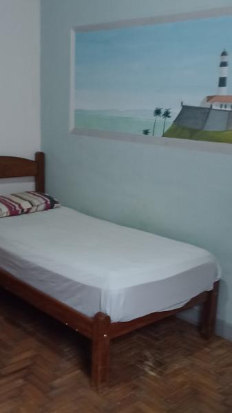 Imagem 3 da galeria do anúncio: Quarto mobiliado frente a PUC Coreu