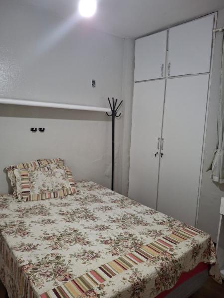 Imagem 4 da galeria do anúncio: Alugo quarto