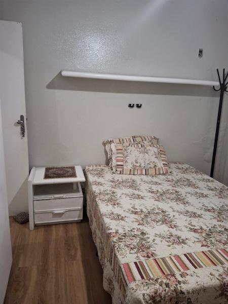 Imagem 3 da galeria do anúncio: Alugo quarto