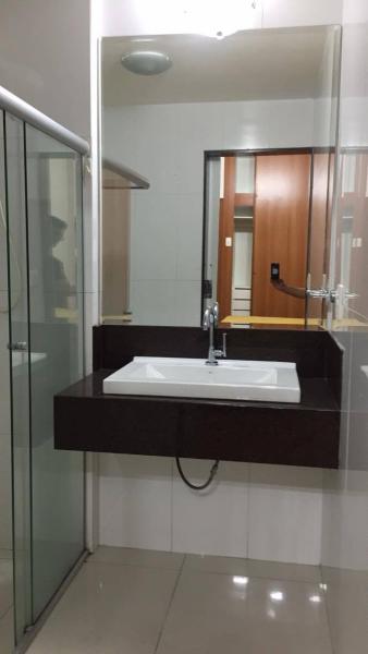 Imagem 8 da galeria do anúncio: Suíte individual feminina no Centro