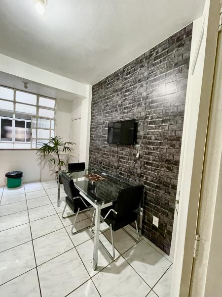 Imagem 3 da galeria do anúncio: CO20301 QUARTO INDIVIDUAL C/ CAMA DE CASAL SAVASSI