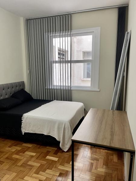 Imagem 9 da galeria do anúncio: CO20301 QUARTO INDIVIDUAL C/ CAMA DE CASAL SAVASSI