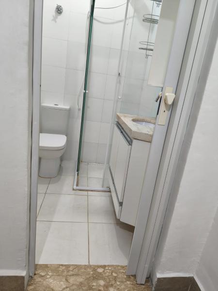 Imagem 4 da galeria do anúncio: Alugo quarto individual