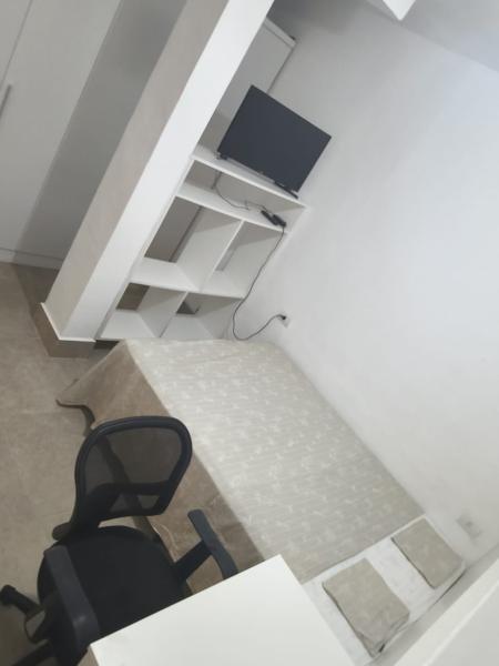 Imagem 6 da galeria do anúncio: Alugo quarto individual