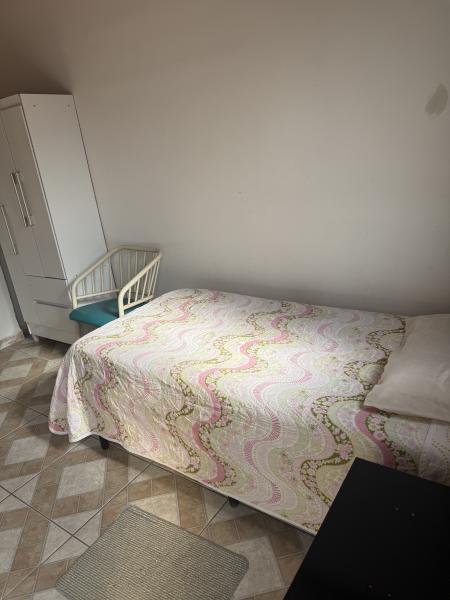 Imagem 2 da galeria do anúncio: Quarto 1,000 mês todo mobiliado