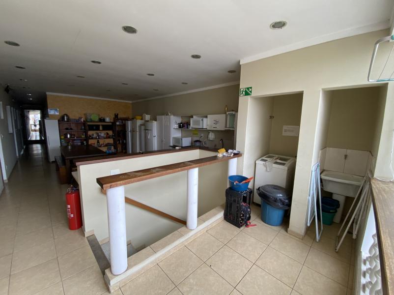 Imagem 9 da galeria do anúncio: Republica Feminino - Quarto com banheiro individual.