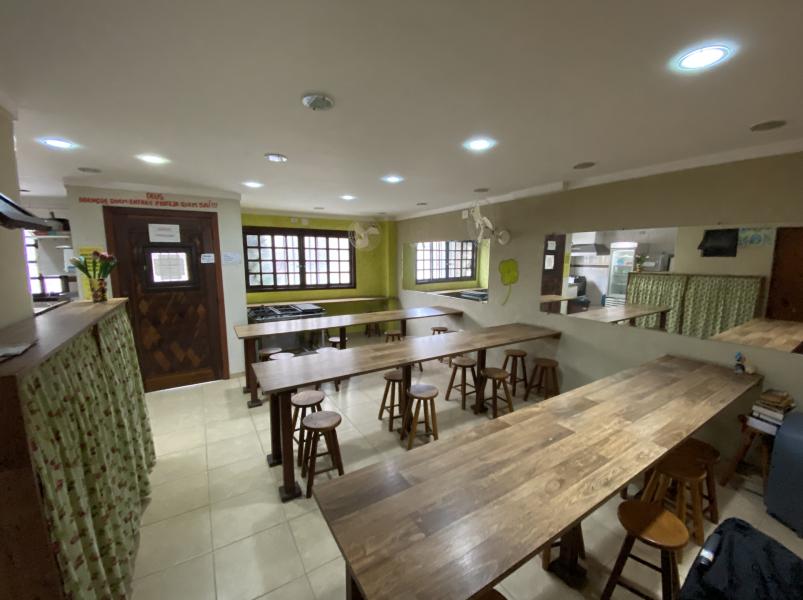 Imagem 8 da galeria do anúncio: Republica Feminino - Quarto com banheiro individual.