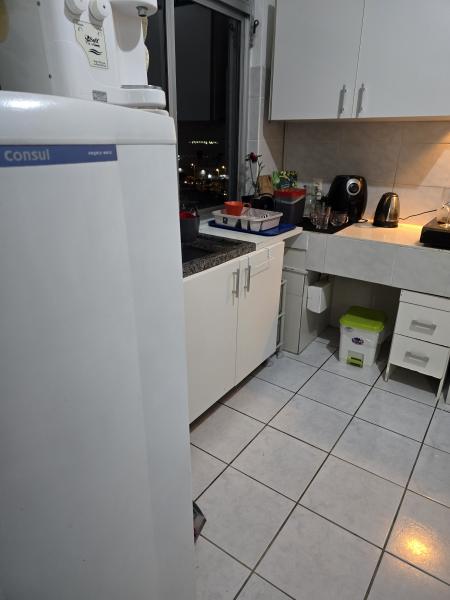 Imagem 5 da galeria do anúncio: Quarto individual disponivel no centro