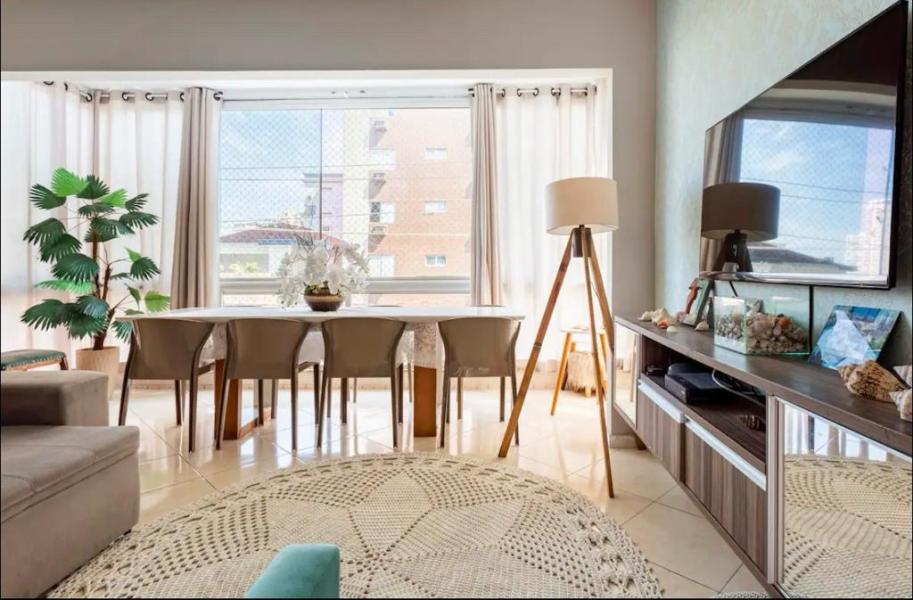 Imagem 1 da galeria do anúncio: Quarto individual, c/ garagem, sobrado triplex, Boqueirão