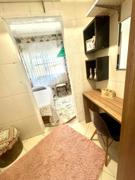 Imagem 3 da galeria do anúncio: Quarto individual, c/ garagem, sobrado triplex, Boqueirão