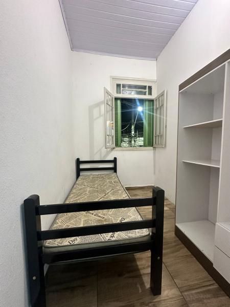 Imagem 2 da galeria do anúncio: Pensão/Quartos para alugar/ republica/ kitnet