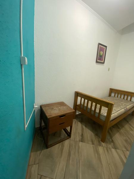 Imagem 1 da galeria do anúncio: Pensão/Quartos para alugar/ republica/ kitnet