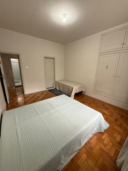 Imagem 10 da galeria do anúncio: SUITE GRANDE EM CASA