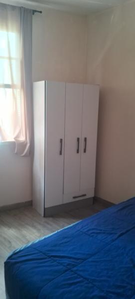 Imagem 2 da galeria do anúncio: alugo dormitório individual mobiliado