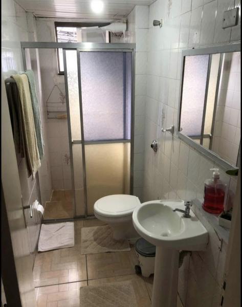 Imagem 5 da galeria do anúncio: Quarto disponível para estudante homem