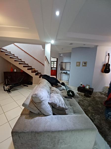 Imagem 2 da galeria do anúncio: Suite mobiliada