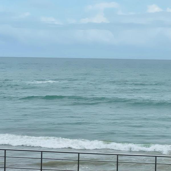 Imagem 19 da galeria do anúncio: Apartamento mobiliado 1/4 Itapuã Pé na Areia Itapuã