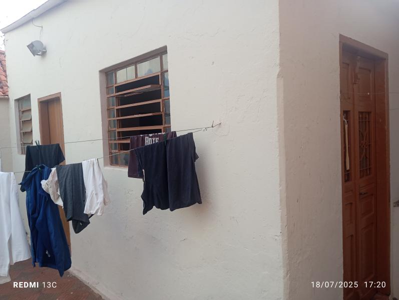 Imagem 1 da galeria do anúncio: Edícula próximo ao posto maravilha (bosque , Etec