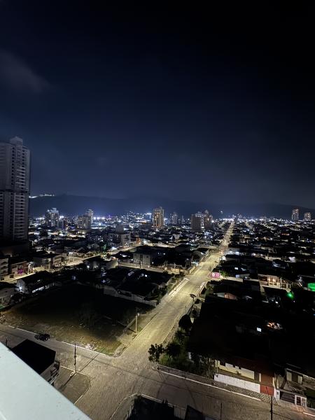 Imagem 15 da galeria do anúncio: Quarto em apartamento decorado e mobiliado