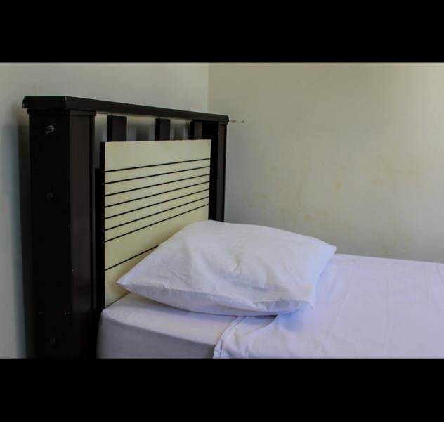 Imagem 4 da galeria do anúncio: Quarto nos Bancários