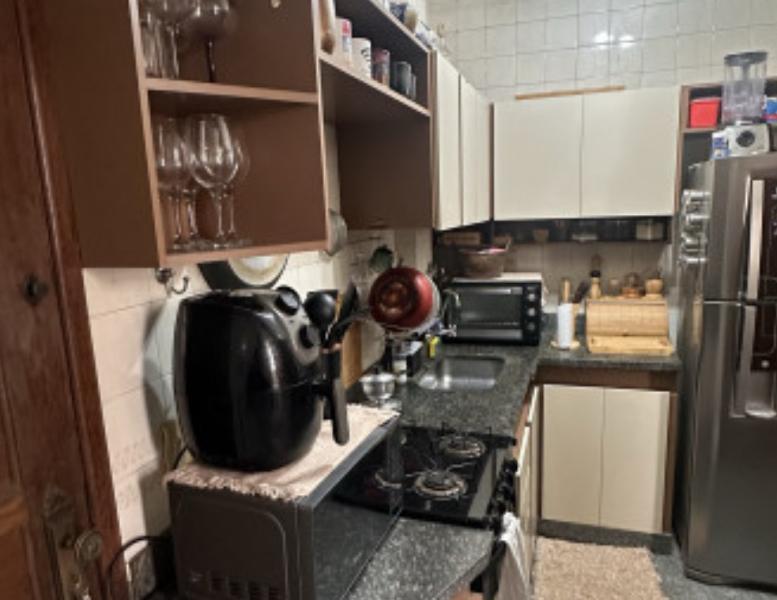 Imagem 2 da galeria do anúncio: Alugo Quarto Na Savassi