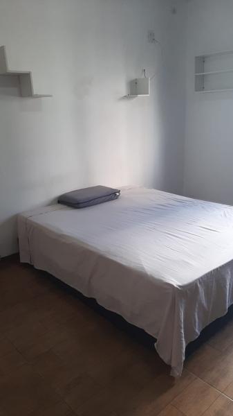 Imagem 1 da galeria do anúncio: Quarto individual com closet