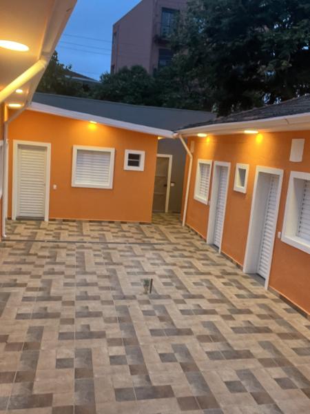 Imagem 1 da galeria do anúncio: RESIDENCIAL MAURICE ET MADELEINE suítes individuais