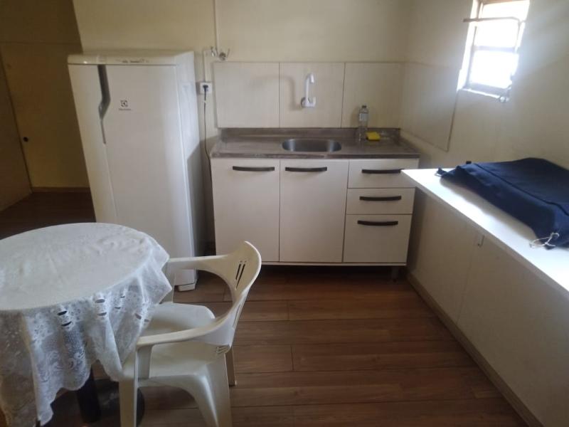 Imagem 2 da galeria do anúncio: Kitnet Mobiliada - Ambiente Familiar - 1km do Metro