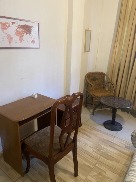 Imagem 2 da galeria do anúncio: R$ 2.000 - Quarto Botafogo - perto PUC/UFRJ/UNIRIO