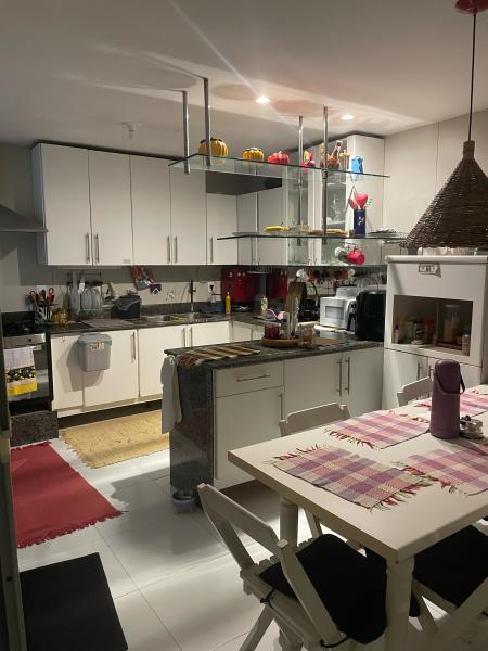 Imagem 5 da galeria do anúncio: quarto para mulheres apenas temporada