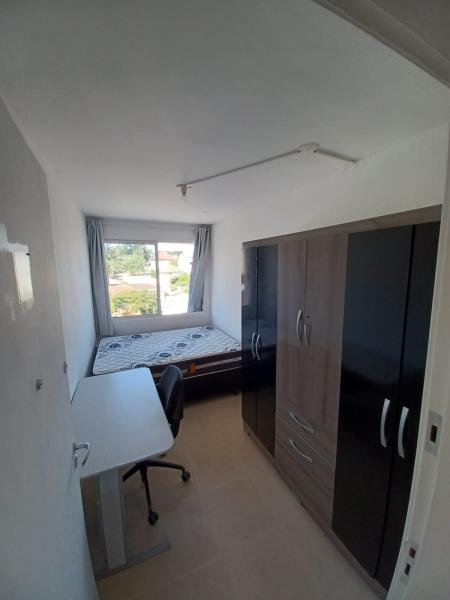 Imagem 2 da galeria do anúncio: QUARTO GRANDE CENTRO CURITIBA