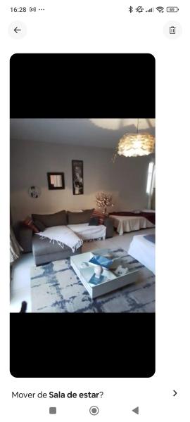 Imagem 2 da galeria do anúncio: Quarto amplo, confortavel e aconchegante.