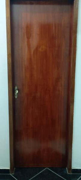 Imagem 10 da galeria do anúncio: ALUGO CASA COM DOIS DORMITÓRIOS