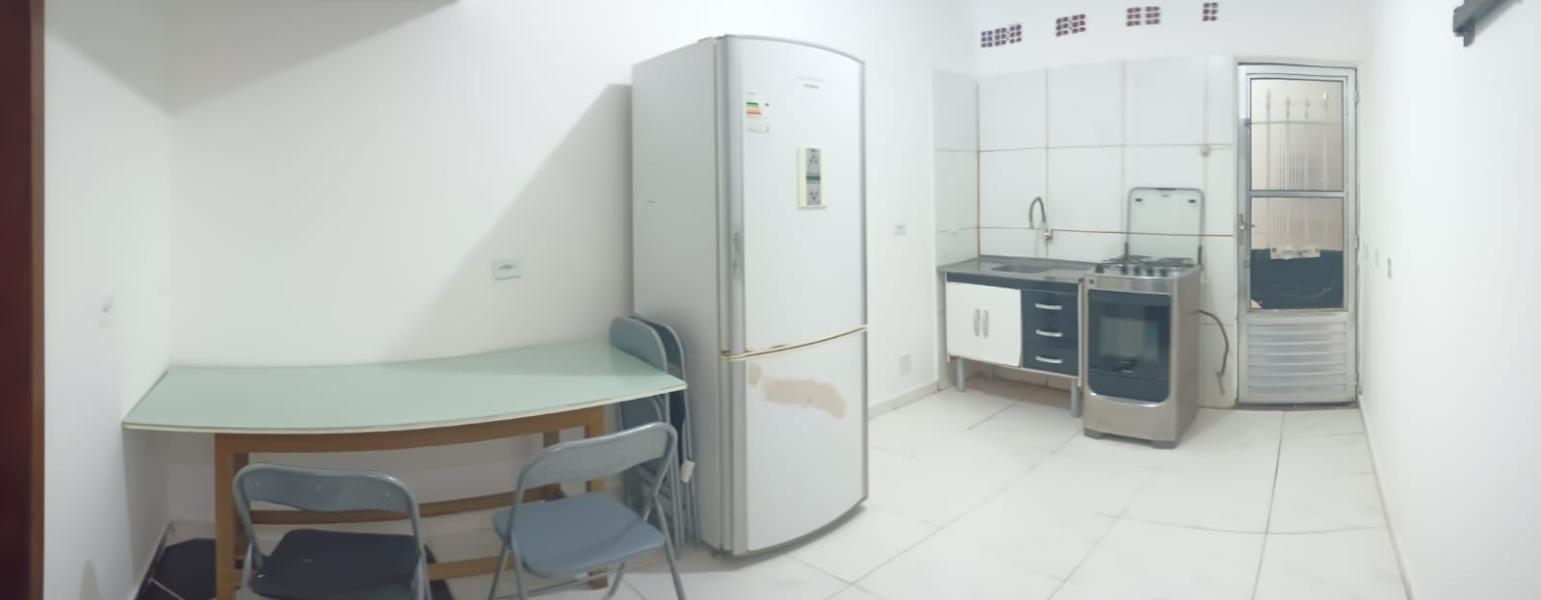 Imagem 1 da galeria do anúncio: ALUGO CASA COM DOIS DORMITÓRIOS