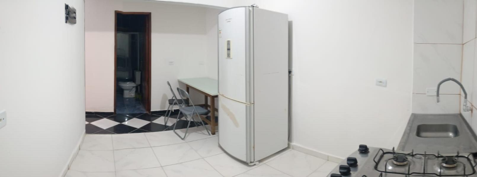 Imagem 4 da galeria do anúncio: ALUGO CASA COM DOIS DORMITÓRIOS