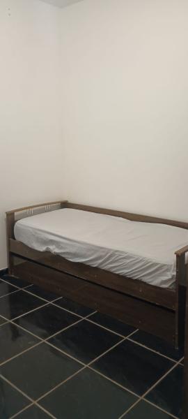 Imagem 7 da galeria do anúncio: ALUGO CASA COM DOIS DORMITÓRIOS