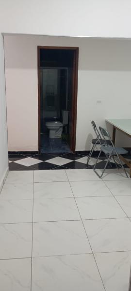 Imagem 2 da galeria do anúncio: ALUGO CASA COM DOIS DORMITÓRIOS