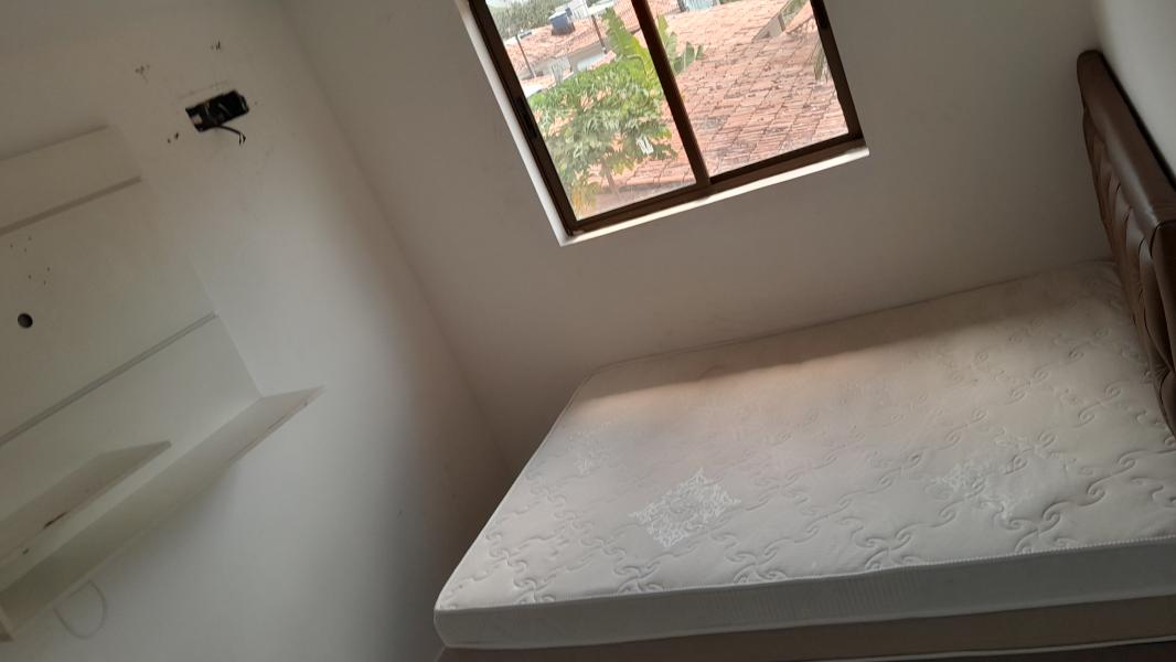 Imagem 5 da galeria do anúncio: Quarto bem organizado