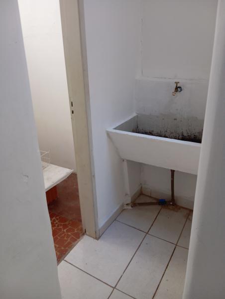 Imagem 8 da galeria do anúncio: Apart.com dois quartos no edifício Itatiaia. DELFOS IMOB.