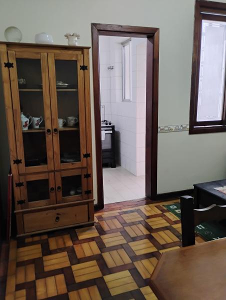 Imagem 15 da galeria do anúncio: Quarto com ar condicionado e banheiro privativo