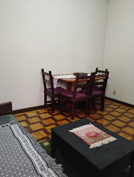 Imagem 13 da galeria do anúncio: Quarto com ar condicionado e banheiro privativo