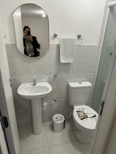 Imagem 9 da galeria do anúncio: Quartos para mulheres individuais