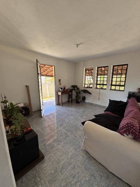 Imagem 6 da galeria do anúncio: Quarto em casa acolhedora com natureza