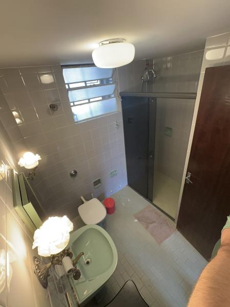 Imagem 6 da galeria do anúncio: 2 Apartamentos : 1 Feminino | 1 Masculino : 5 quartos por ap