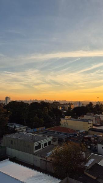 Imagem 16 da galeria do anúncio: Quarto com banheiro em ap aconchegante e bem localizado